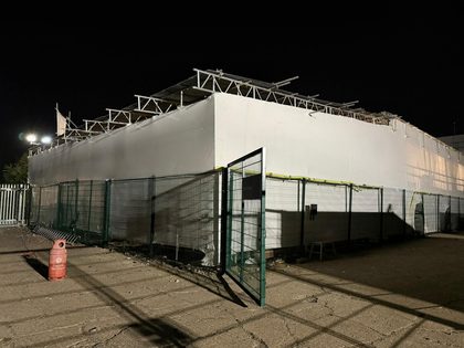 Shrink Wrap UK site at dusk